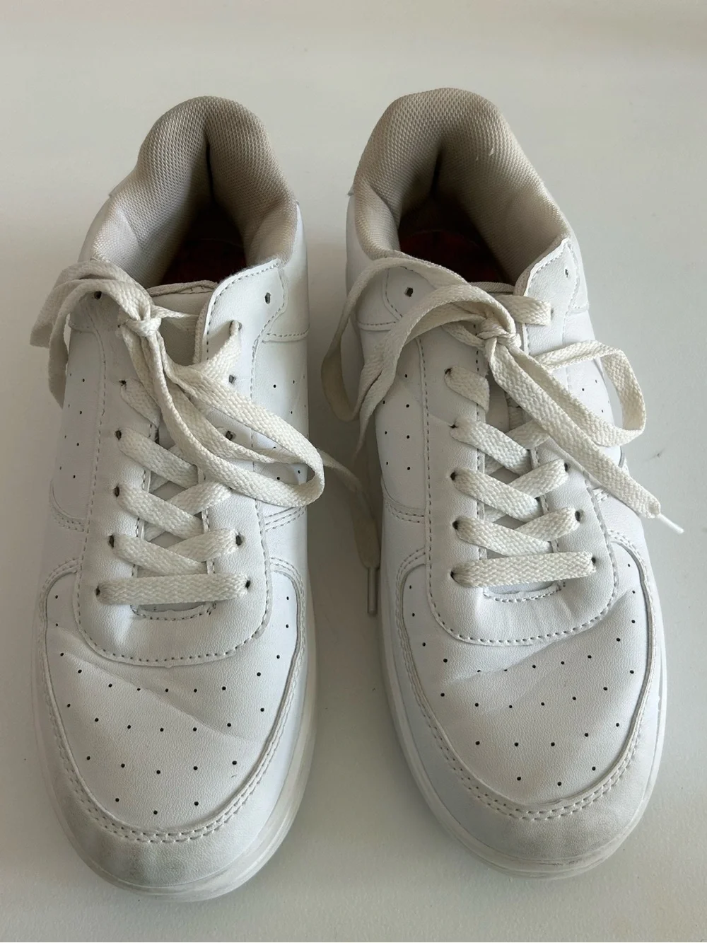 N/A clean white